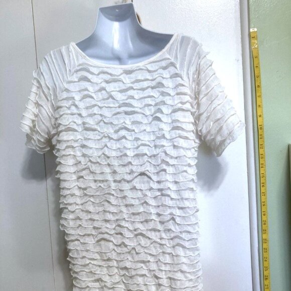 Creamy White Ruffled Top Short Sleeves Lined by Ashley Jill Womens Medium - Picture 7 of 9